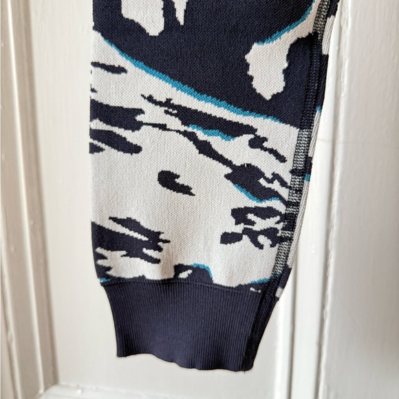 NWT Sweaty Betty Women’s Peaks Ski Base Layer Seamless Leggings Jacquard Blue XS - Picture 11 of 15